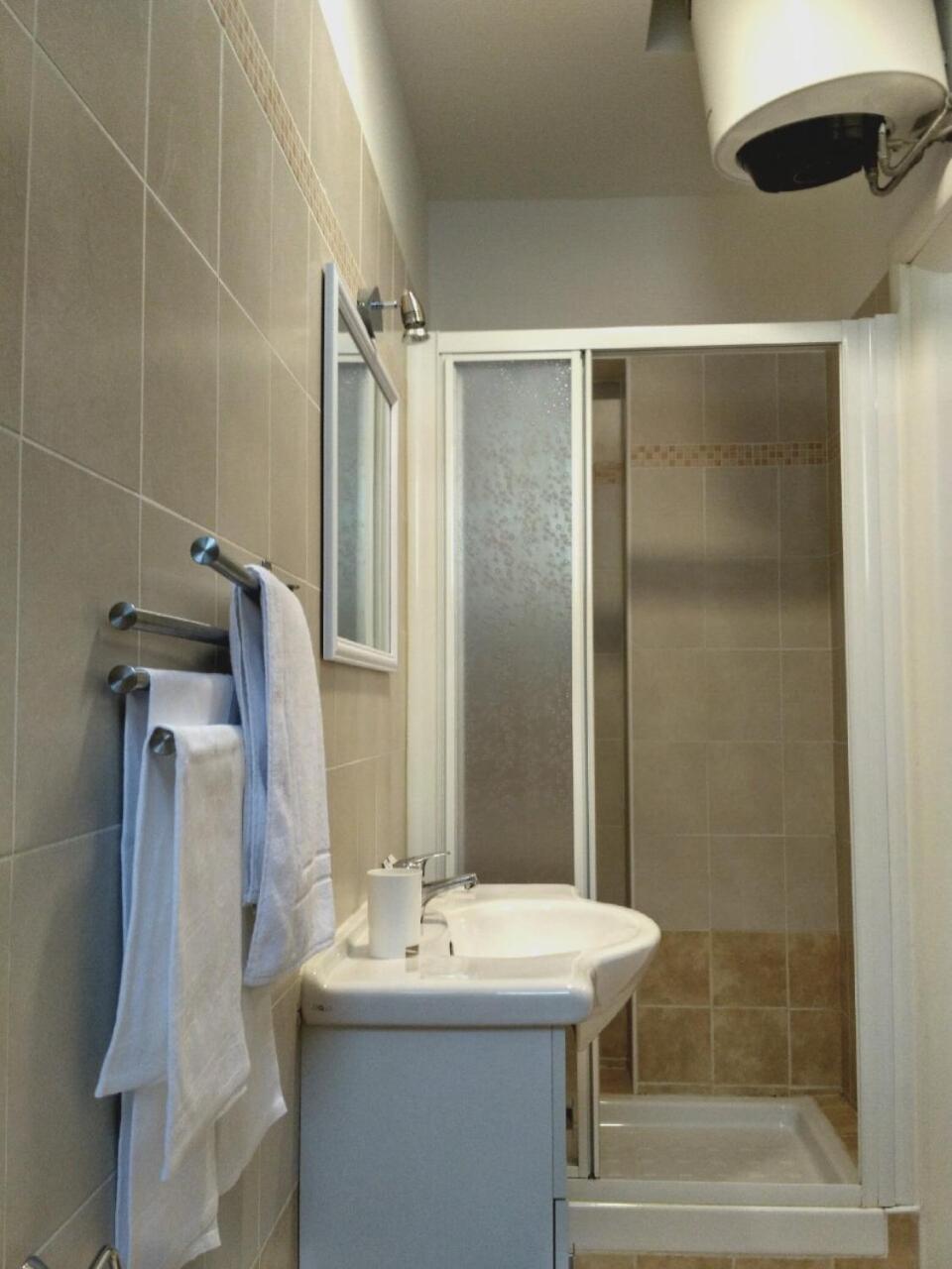 Tra S.Orsola E Fiera Apartment Bologna Bagian luar foto